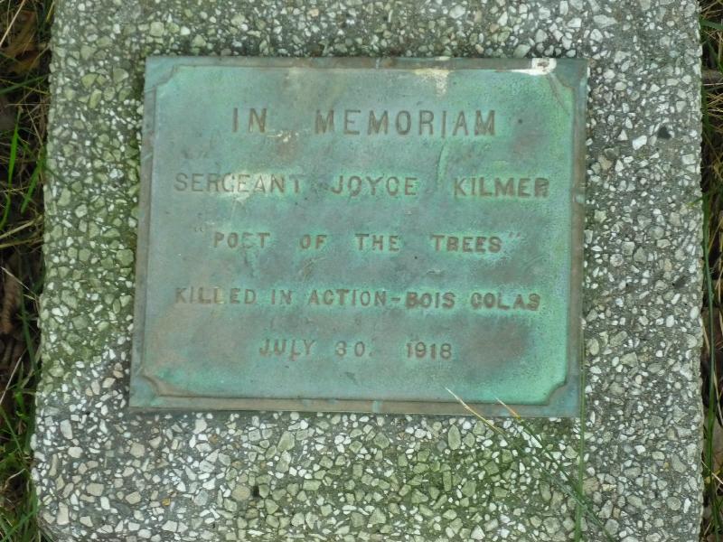 Zoom on the image : Sergeant Joyce Kilmer 